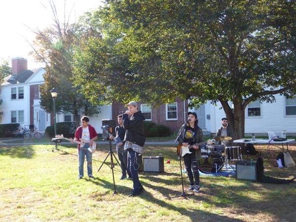 Bowdoin Music Collective show on Brunswick Quad